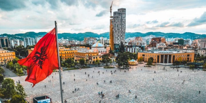 Prezident İlham Əliyev ölkəmizin Albaniyada səfirliyinin fəaliyyətinin təmin edilməsi barədə Sərəncam imzalayıb