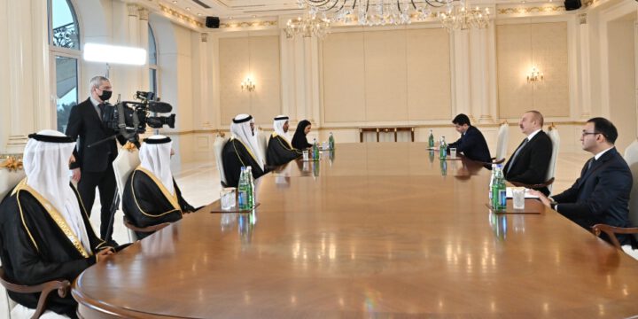 President Ilham Aliyev received Minister of Cabinet Affairs of United Arab Emirates