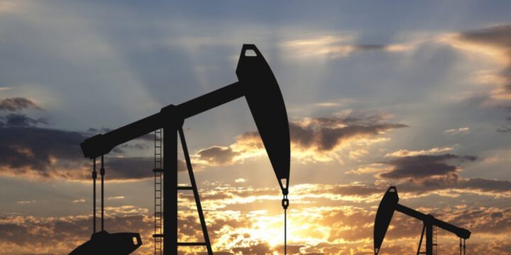 Azerbaijani oil price rises above $100