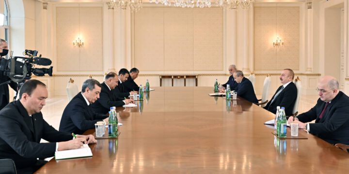 Prezident İlham Əliyev Türkmənistanın Baş nazirinin müavininin başçılıq etdiyi nümayəndə heyətini qəbul edib