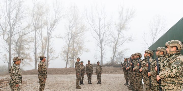 Daxili işlər naziri Şuşada hərbi qulluqçuların xidmət şəraiti ilə tanış olub