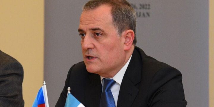 Ceyhun Bayramov: Laçın dəhlizi Ermənistan tərəfindən razılaşmalara zidd formada istifadə edilir