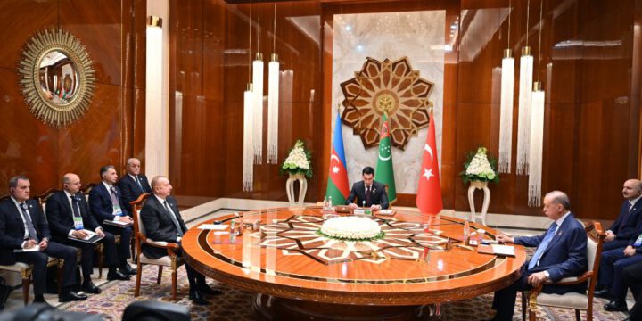 Prezident İlham Əliyev: Azərbaycan Xəzər dənizində ən böyük ticarət donanmasına malikdir