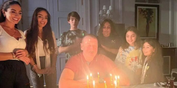 Prezident İlham Əliyev 61 yaşını ailəsi ilə birlikdə qeyd edib