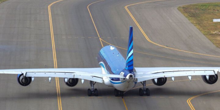 AZAL: Təxirə salınmış Bakı-Naxçıvan aviareysləri bu gün həyata keçiriləcək