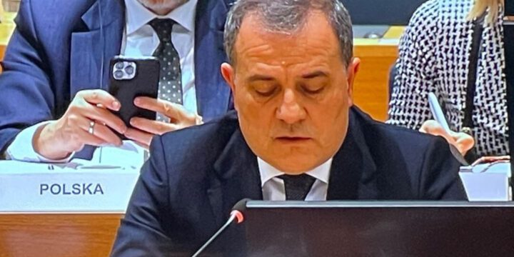 Ceyhun Bayramov: Humanitar məqsədlər üçün nəzərdə tutulan Laçın dəhlizindən sui-istifadə edilir