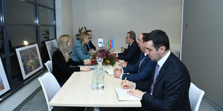 Ceyhun Bayramov ATƏT-in Baş katibi ilə regionda baş verən ən son prosesləri müzakirə edib