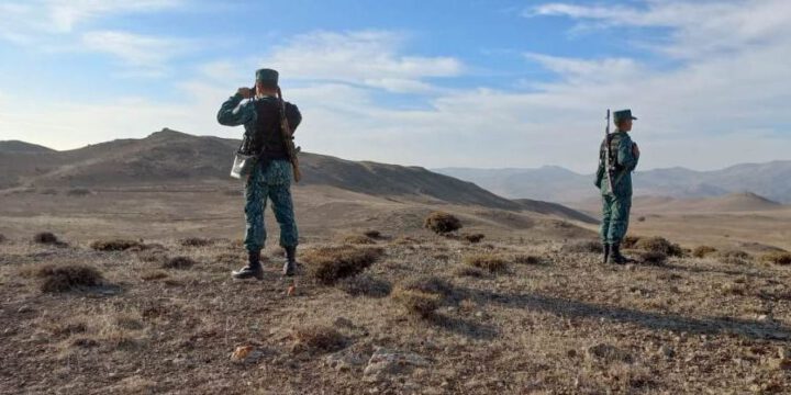 Azərbaycanın dövlət sərhədini pozmağa cəhd edən iki Pakistan vətəndaşı saxlanılıb