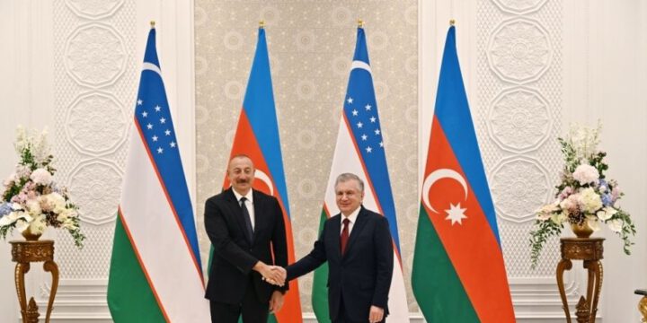 Şavkat Mirziyoyev Prezident İlham Əliyevə zəng edib