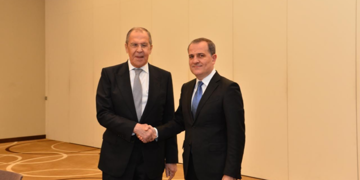 Ceyhun Bayramovla Sergey Lavrov arasında görüş keçirilir