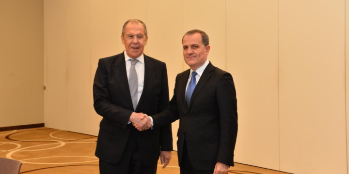 Ceyhun Bayramovla Sergey Lavrov arasında görüş keçirilir