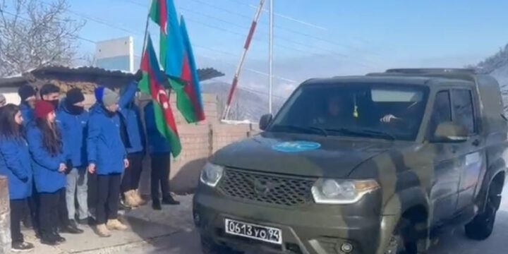 Russian peacekeepers’ passenger car passed through protest area without hindrance