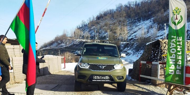 Two more vehicles belonging to Russian peacekeeping contingent passed through protest area without hindrance