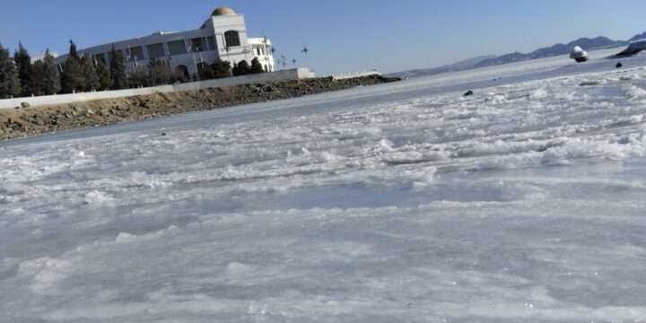 Xəzərin Türkmənistan sahili donub