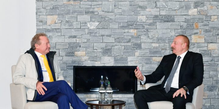 Prezident İlham Əliyevin Davosda “Fortesque Future Industries” şirkətinin sədri ilə görüşü olub