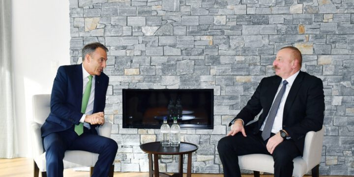 Davosda Azərbaycanın enerji layihələrinin genişləndirilməsi məsələləri müzakirə edilib