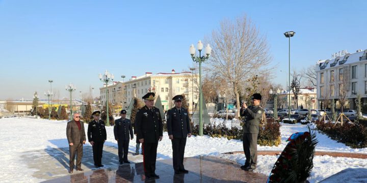 Azerbaijan, Uzbekistan discuss military education cooperation