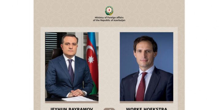 Azerbaijani FM informs his Dutch counterpart about situation on Lachin road