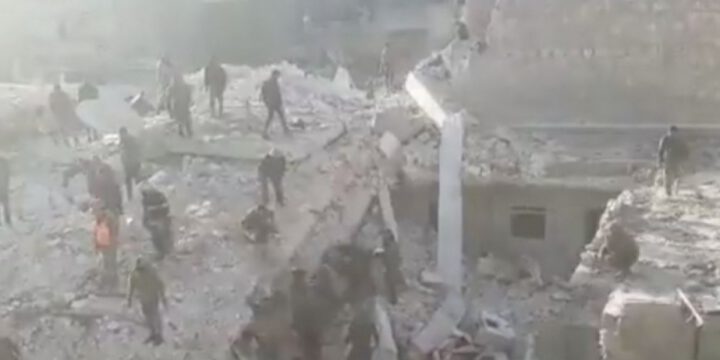 Building collapse in Syrian city of Aleppo leaves 16 dead