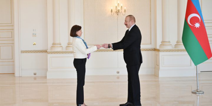 President Ilham Aliyev received credentials of incoming ambassador of France