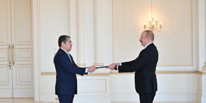 President Ilham Aliyev accepted credentials of incoming ambassador of Greece