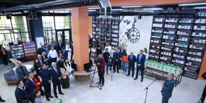 bp presents Azerbaijani translation of four more textbooks widely used by international universities