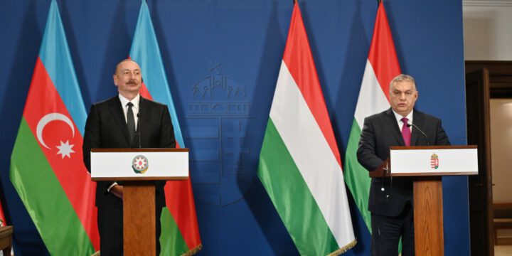 Prezident İlham Əliyev və Macarıstanın Baş naziri mətbuata bəyanatlarla çıxış ediblər
