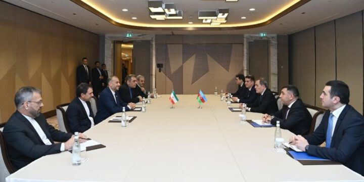 Azərbaycan və İran XİN rəhbərləri görüşüblər