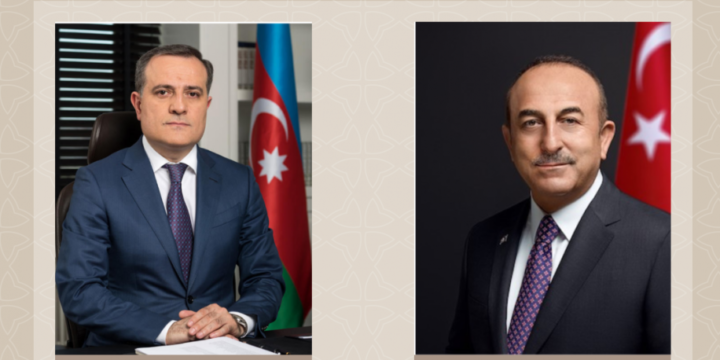 Azerbaijani, Turkish FMs hold phone talk