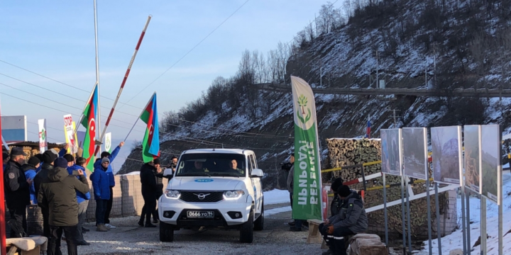 Sülhməramlıların daha bir avtomobili Laçına maneəsiz keçib