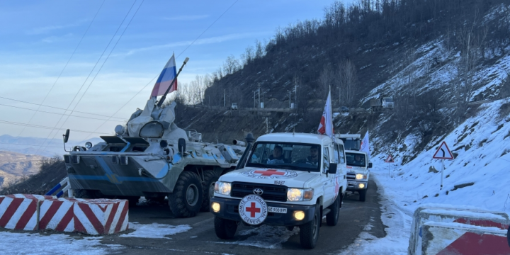 Six more ICRC vehicles passed freely along Lachin-Khankandi road