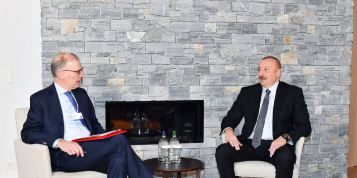 President Ilham Aliyev met with President and Chief Executive Officer of Carlsberg Group in Davos