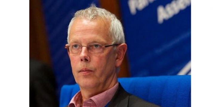 Tini Koks yenidən AŞPA-nın prezidenti seçilib