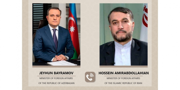 Azerbaijani, Iranian FMs talk over phone