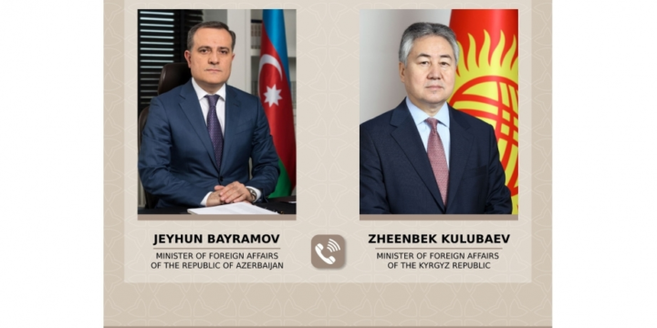 Azerbaijani, Kyrgyz FMs hold pone talk