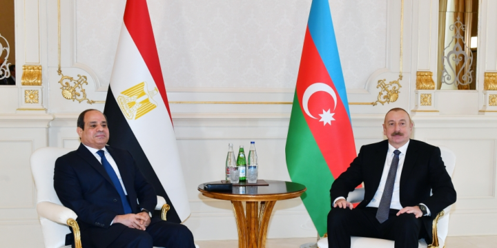 Presidents of Azerbaijan and Egypt held one-on-one meeting