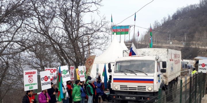 Twenty six Russian peacekeepers’ vehicles passed though protest area without hindrance