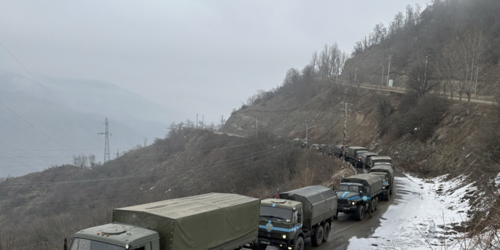 Nineteen more vehicles of Russian peacekeepers passed freely along Lachin-Khankendi road