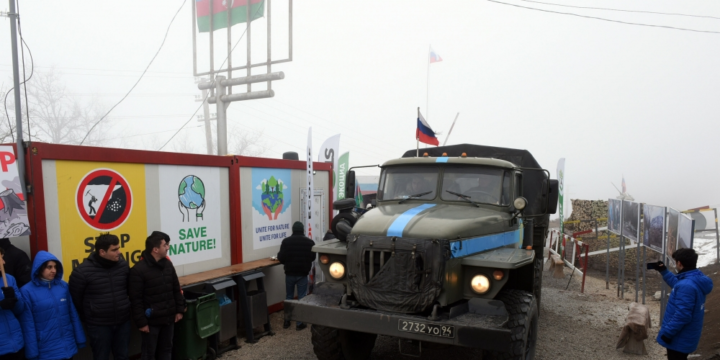 Seven more Russian peacekeepers’ vehicles pass though protest area without hindrance