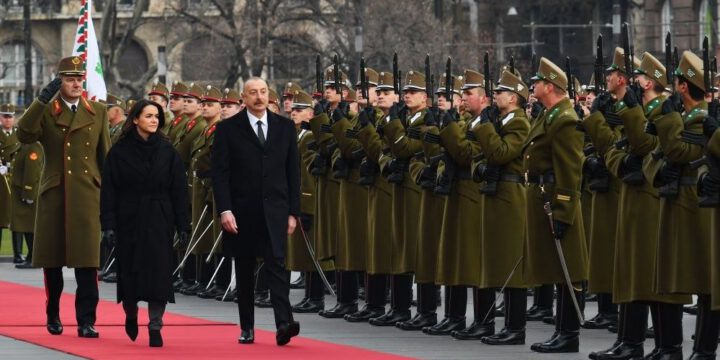 Budapeştdə Azərbaycan Prezidenti İlham Əliyevin rəsmi qarşılanma mərasimi olub