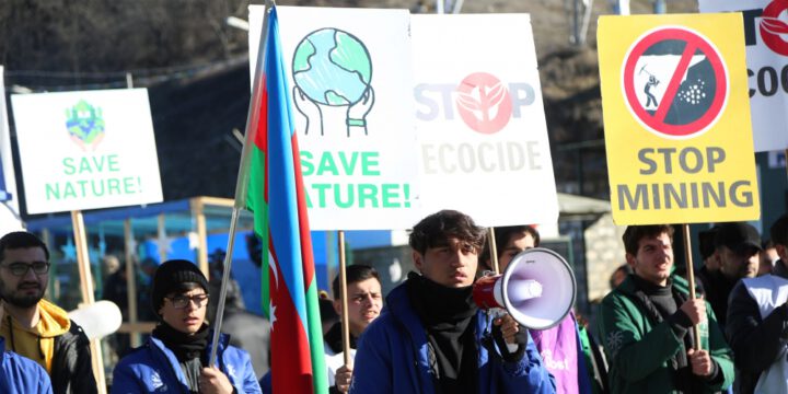 Peaceful protests of Azerbaijanis on Lachin-Khankendi road enter 23rd day