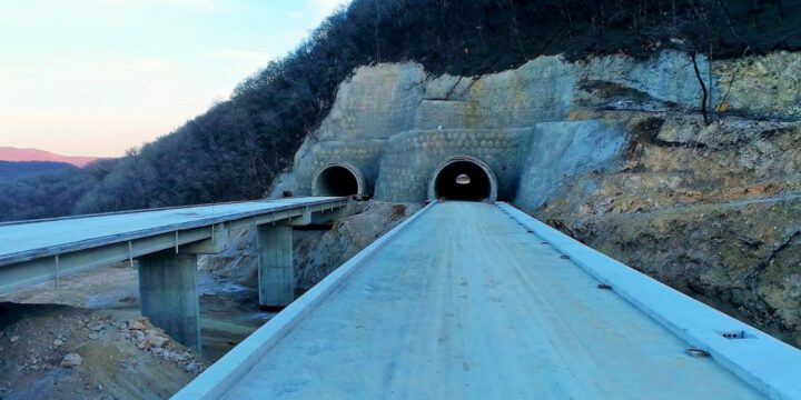 Əhmədbəyli-Füzuli-Şuşa avtomobil yolunun tikintisi sürətlə davam etdirilir