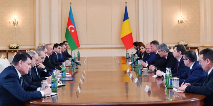 President Ilham Aliyev and President Klaus Iohannis held expanded meeting