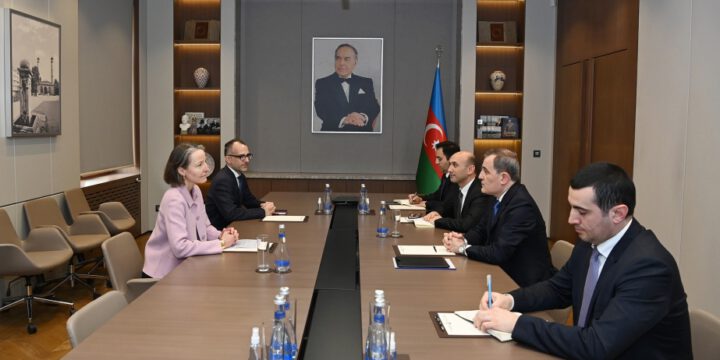 İsveçrə səfiri Ermənistanın mina təhdidləri barədə məlumatlandırılıb