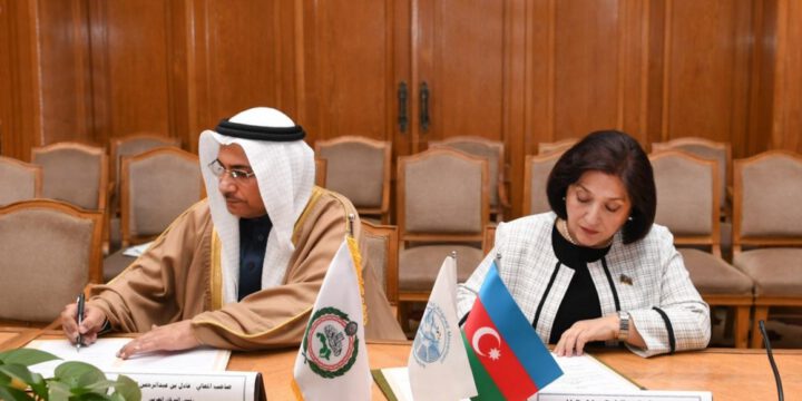 Speaker of Azerbaijani Milli Majlis meets with President of Arab Parliament