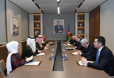 Ceyhun Bayramov Səudiyyə Ərəbistanının xarici işlər nazirinin müavini ilə görüşüb