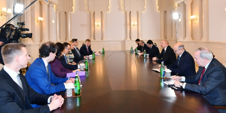 President Ilham Aliyev received delegation led by EU Commissioner