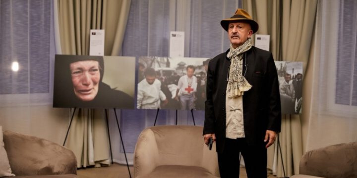 Brüsseldə Reza Deqatinin “Xocalı: Yaralı ruhlar” adı sərgisi açılıb