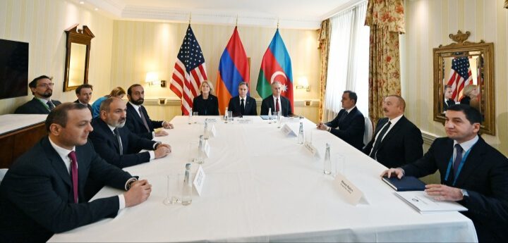 President Ilham Aliyev`s joint meeting with US Secretary of State and Armenian Prime Minister kicks off in Munich