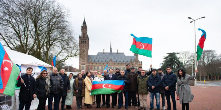 Diasporumuz Beynəlxalq Ədalət Məhkəməsinin önündə dinc aksiyası keçirib